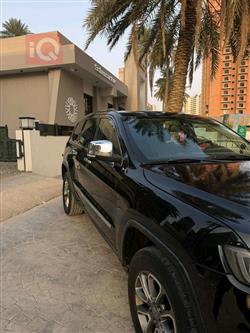 جیپ گراند شیرۆکی